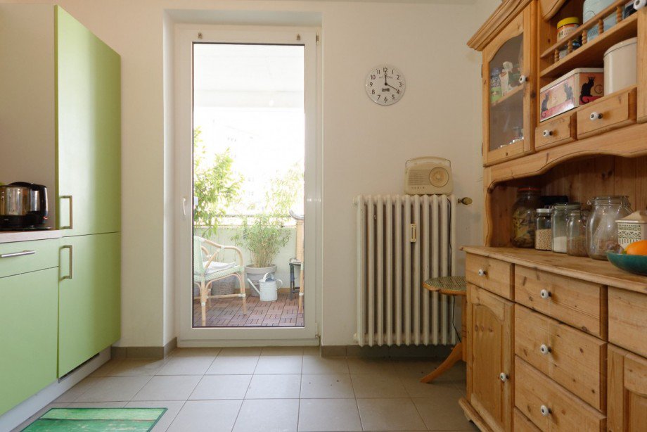 K�che mit Zugang zur Loggia Dachgeschosswohnung Heidelberg